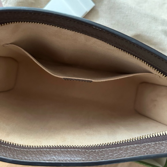 Gucci Ophidia Pouch in GG Supreme Canvas - Picture 6 of 15